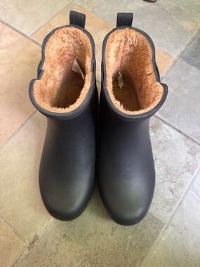 chooka Black Ankle Rain Boots with Brown Faux-Fur Lining
